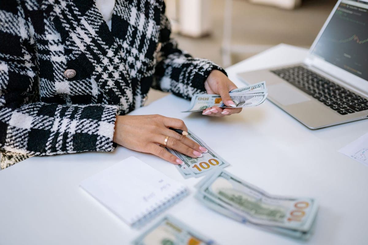 How to Earn Income With Affiliate Marketing Without a Website in 2026 – featured image