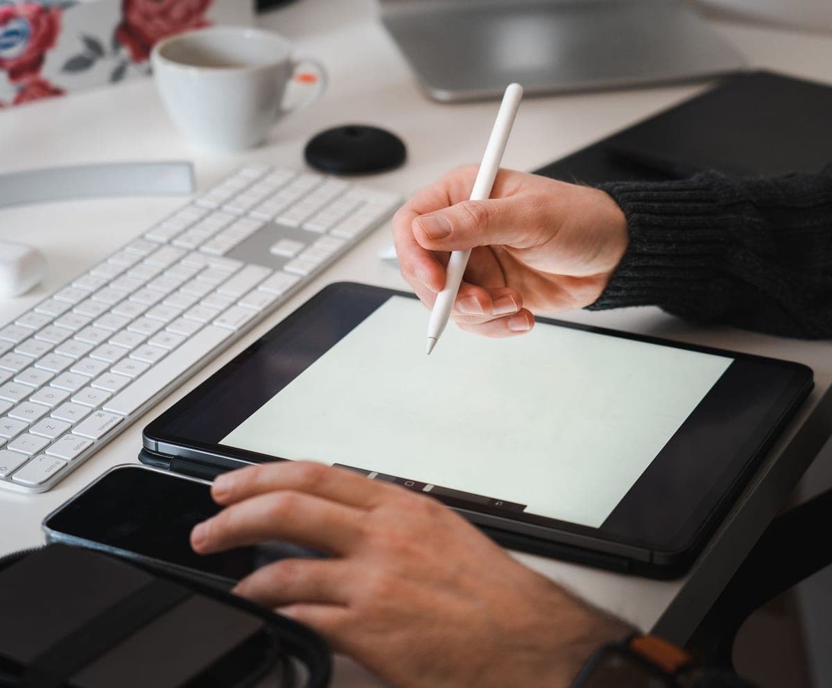 How to Take Clients Off Upwork Legally in 2026 (The Conversion Fee Math & 2-Year Rule) β featured image