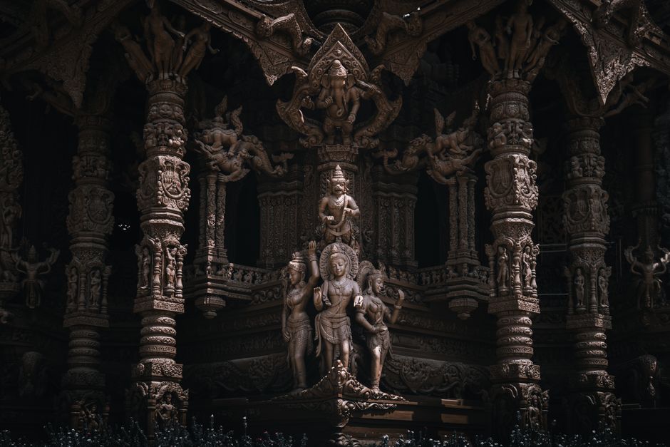 Featured image for Midjourney Alternatives