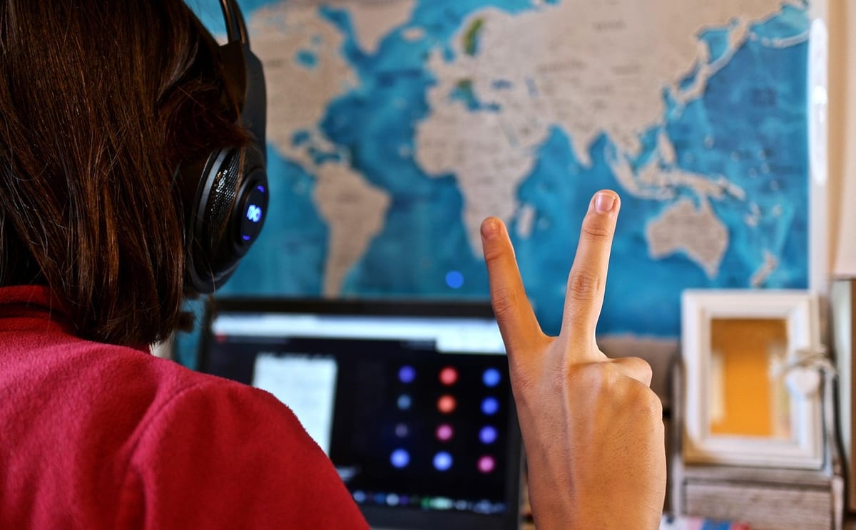 Featured image for Remote Virtual Assistant Jobs Philippines: The Career That