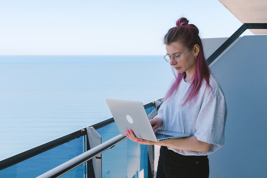 Featured image for Upwork vs Freelancer.com (2026 Comparison)