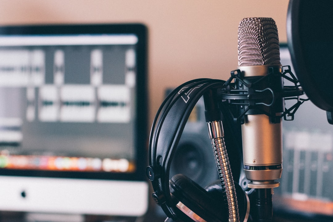 Best AI Transcription Software 2026: 8 Tools Tested for Accuracy & Speed – featured image