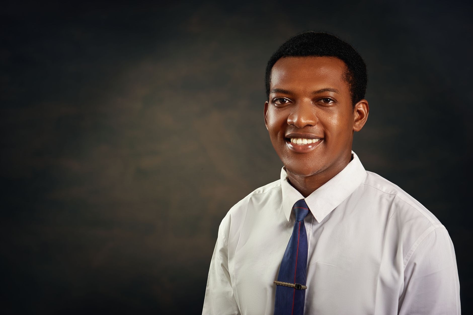 Best Free AI Headshot Generators for LinkedIn Profiles in 2026 (No Subscriptions) – featured image