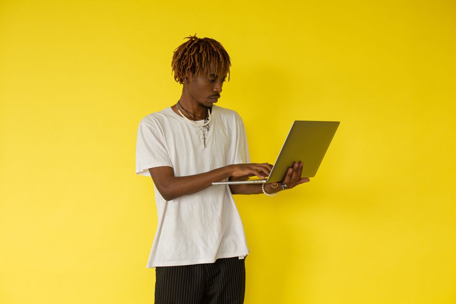 Comparison of payment methods that work in africa features, rates, and platform options
