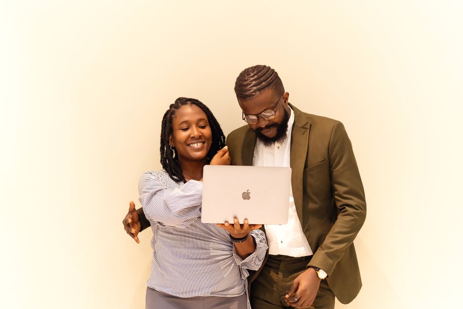 Comparison of 7 best remote jobs for nigerians features, rates, and platform options