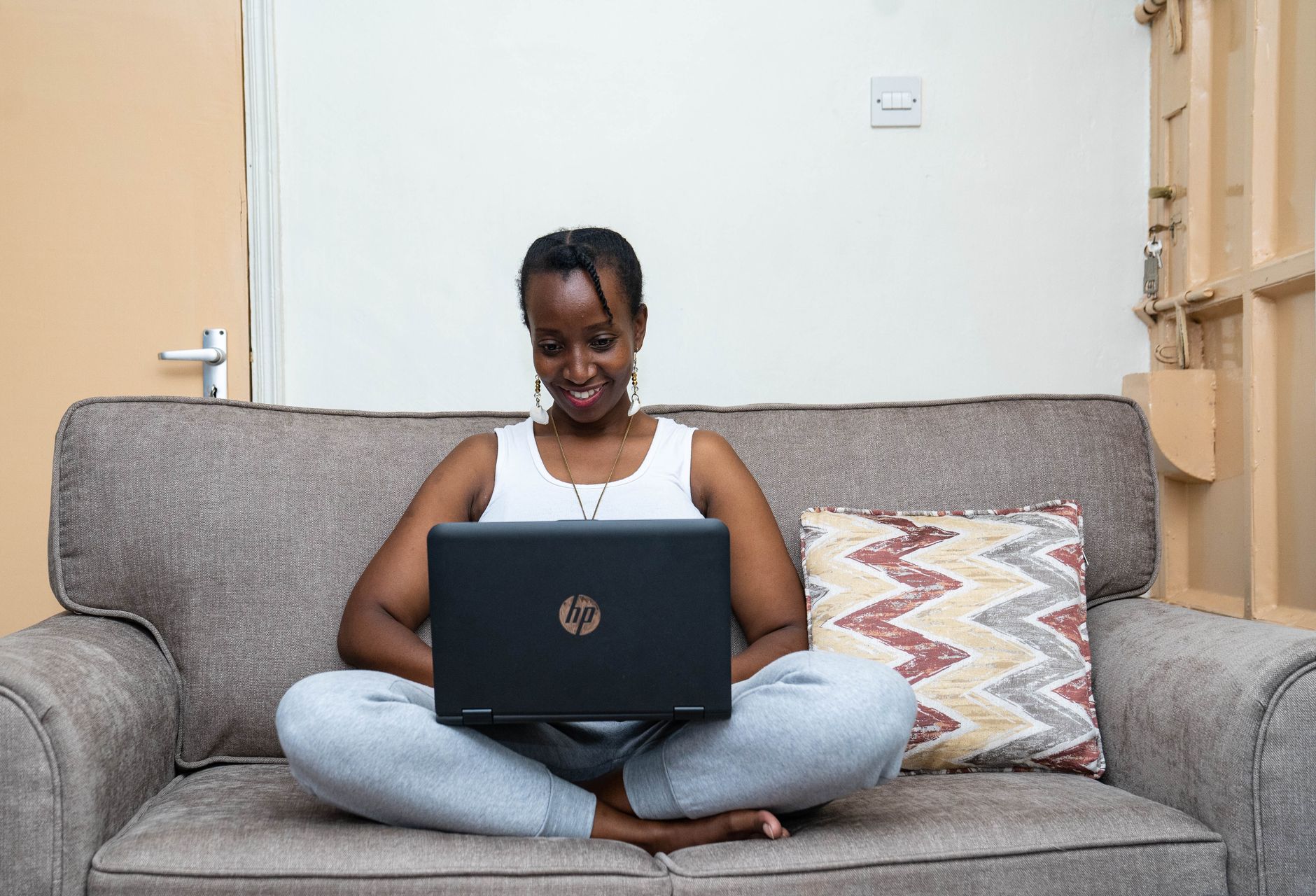 Best Remote Jobs for Kenyans 2026: Platforms, USD Salaries & M-Pesa Payment – featured image