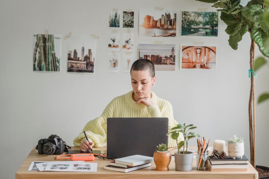 Comparison of 8 best remote jobs in the uk for beginners features, rates, and platform options