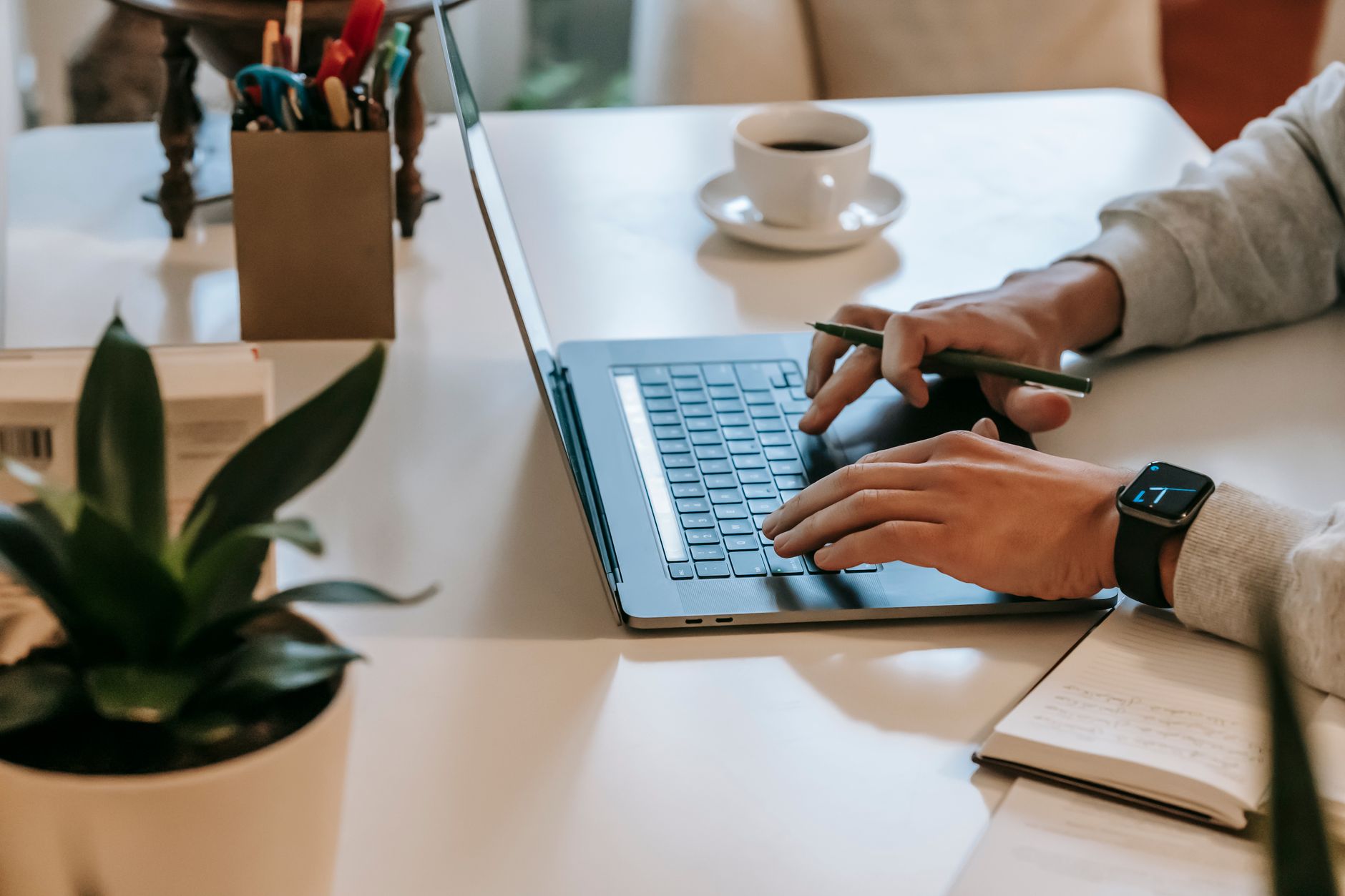 Best Remote Jobs With No Experience in 2026 (High-Paying Entry-Level Roles) – featured image
