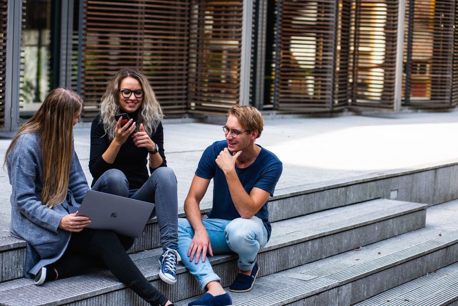 Best Remote Internships for International Students in 2026: Paid Global Tech & Business Roles β featured image