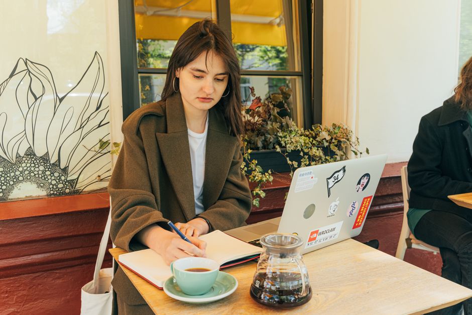 Remote Jobs in the Philippines With No Experience (2026 Guide)