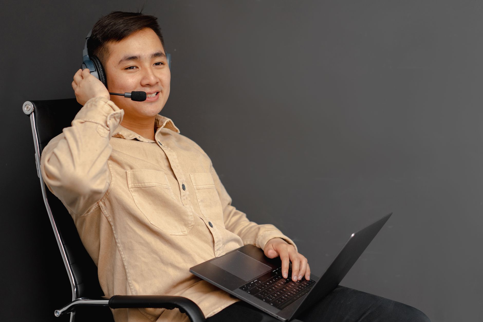 Remote Tier-1 IT Support Jobs With No Degree in 2026 ($20-$32/Hour) – featured image