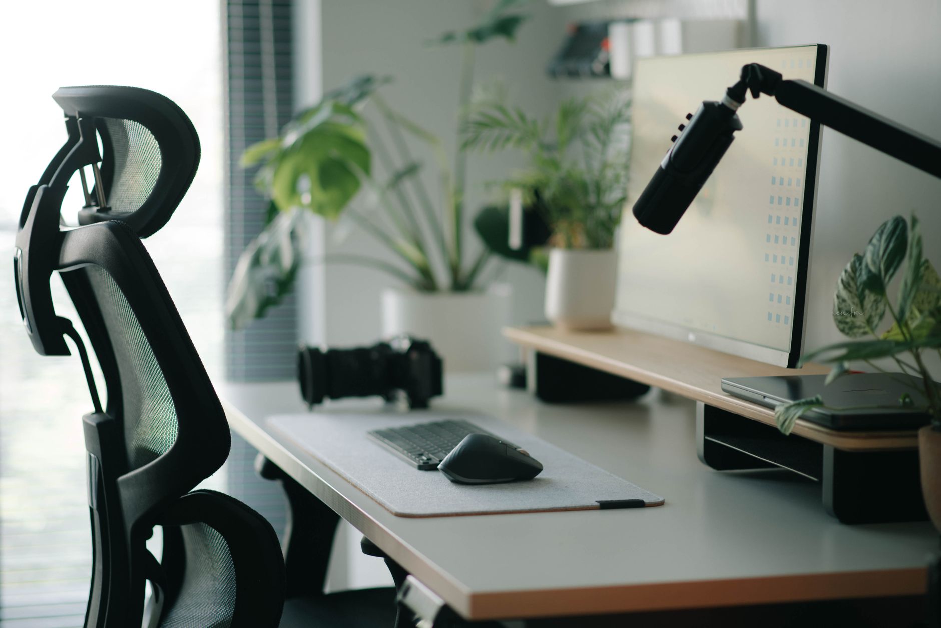 Featured image for Work From Home Essentials Checklist 2026 (What You Actually Need)